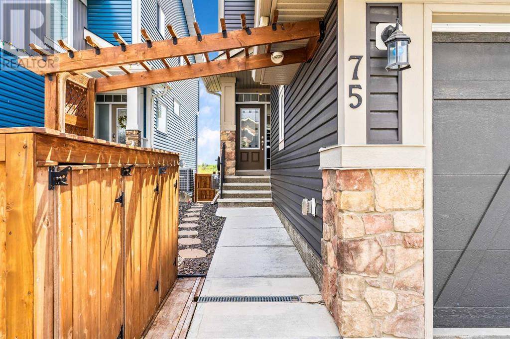 Cochrane, AB T4C2L4,75 Fireside Crescent