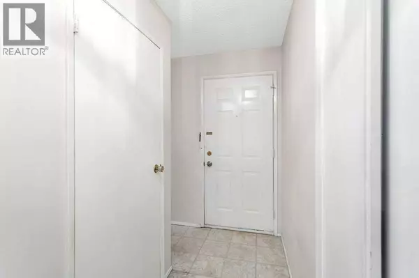 Red Deer, AB T4R1M8,203, 54 Bell Street