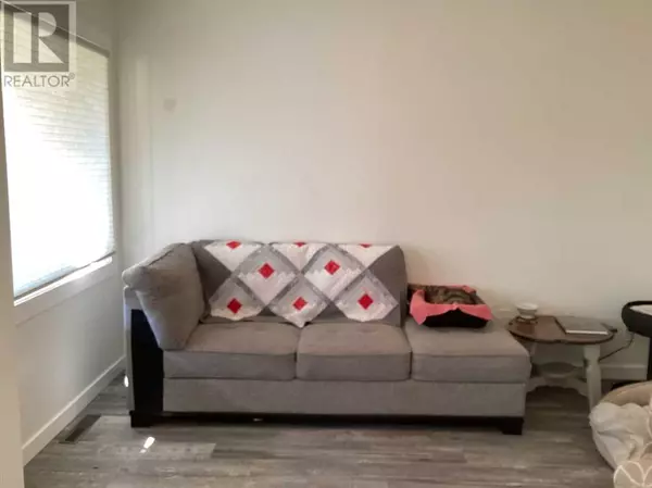 Beaverlodge, AB T0H0C0,512 11 Street