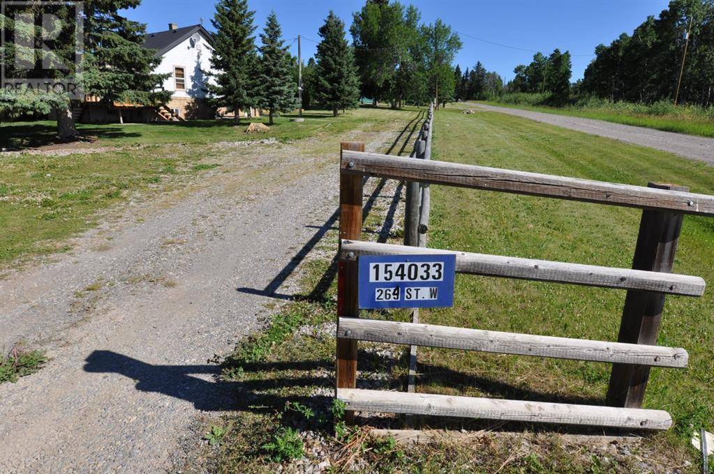 154033 264 Street W, Rural Foothills County, AB T0L1W2