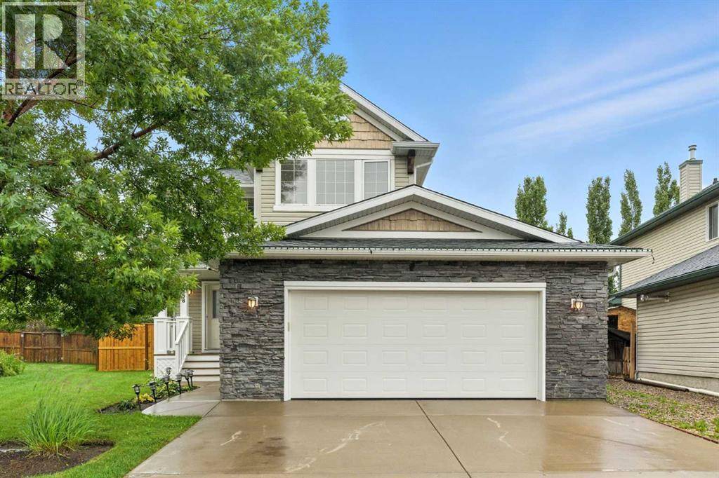 258 Lakeview Inlet, Chestermere, AB T1X1P4