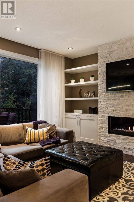 Calgary, AB T3G5S9,32 Rockford Terrace NW