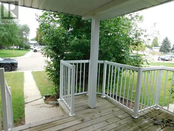 Brooks, AB T1R0L1,20 Ingram Park Drive E