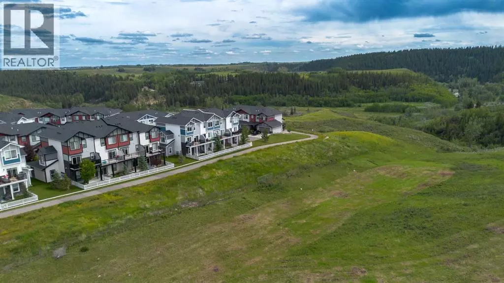 1703 Jumping Pound Common, Cochrane, AB T4C2L1