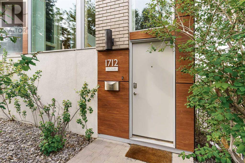 Calgary, AB T2T5N4,1712 19 Avenue SW