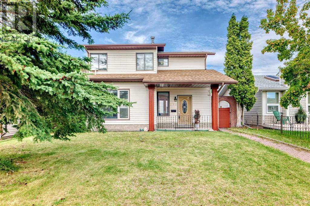 272 Templevale Road NE, Calgary, AB T1Y4W3