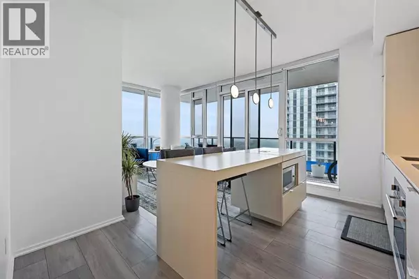 Calgary, AB T2G1S2,2104, 615 6 Avenue SE