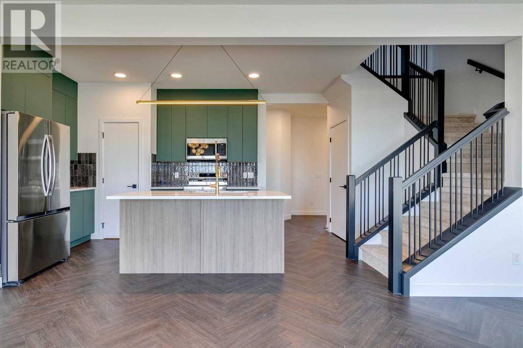 35 Belgian Court, Cochrane, AB T4C3H5