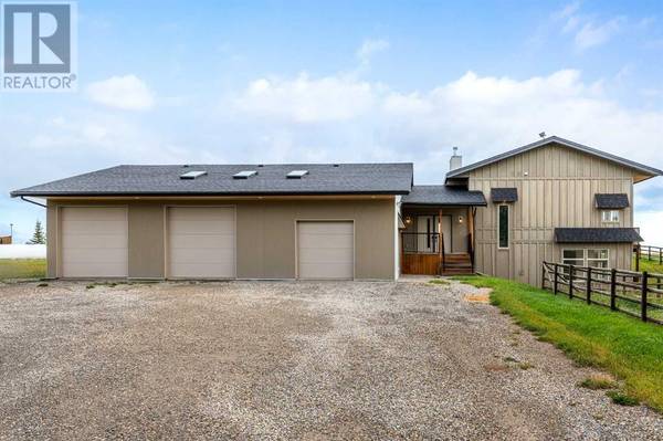 Rural Foothills County, AB T0L0A0,113150 2453 Drive E