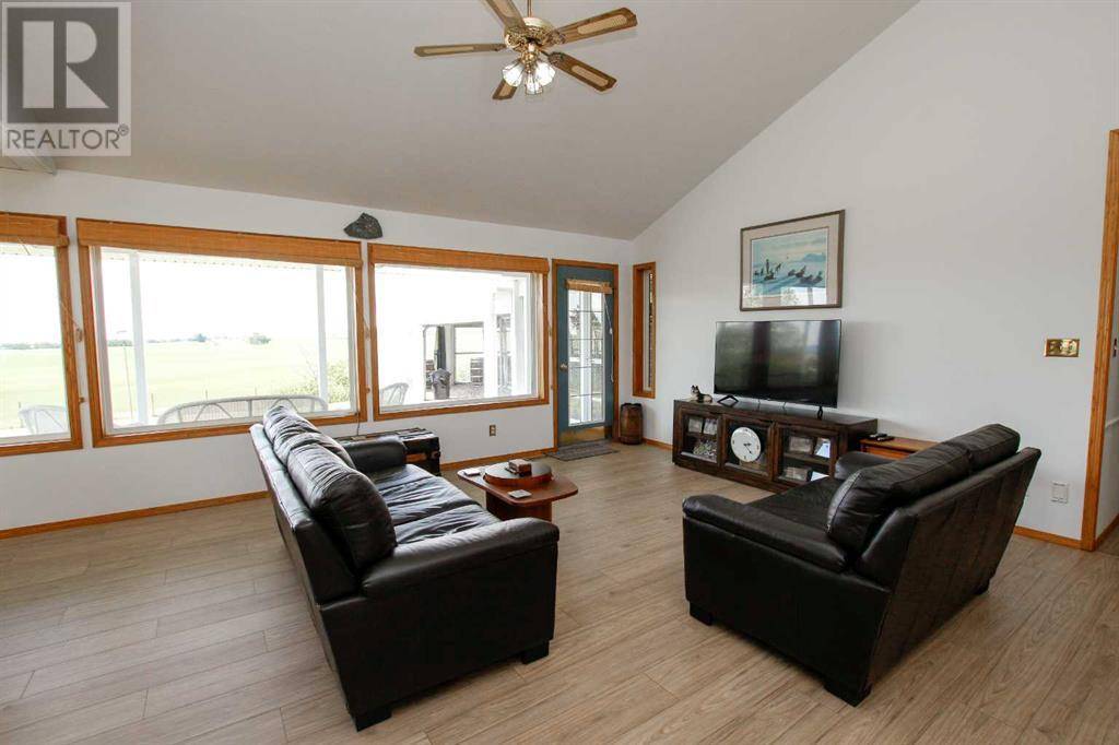 Rural Red Deer County, AB T4N5E2,37466 Range Road 263
