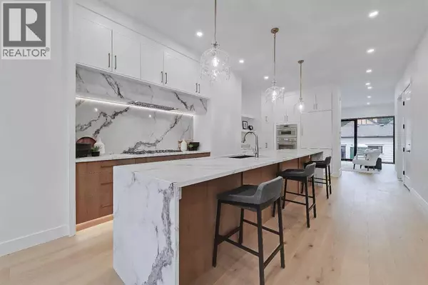 Calgary, AB T2N0T8,2720 5 Avenue NW