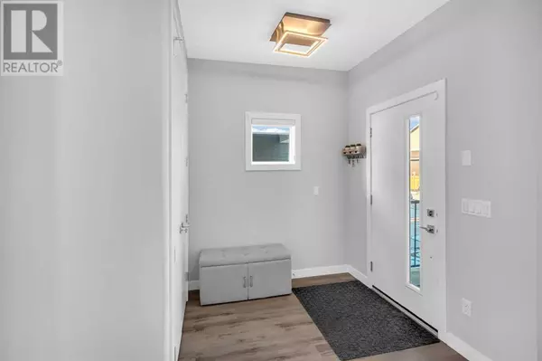Airdrie, AB T4B5G9,16 Midtown Close SW