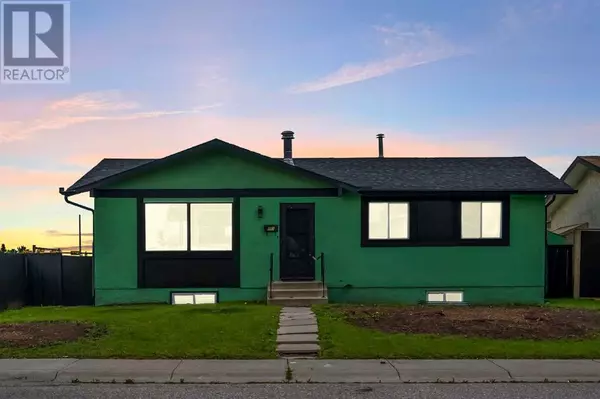 Calgary, AB T2A5M8,951 Maitland Way NE