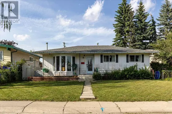 4 Harvey Place SW, Calgary, AB T2V3A5