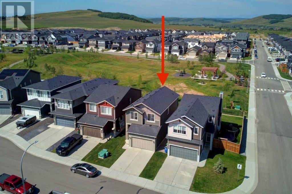 Cochrane, AB T4C2L9,139 Emberside Garden