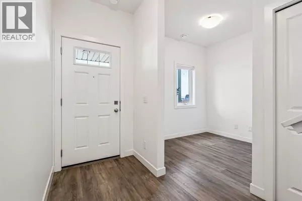 Cochrane, AB T4C2V2,1504, 24 Rivercrest Drive