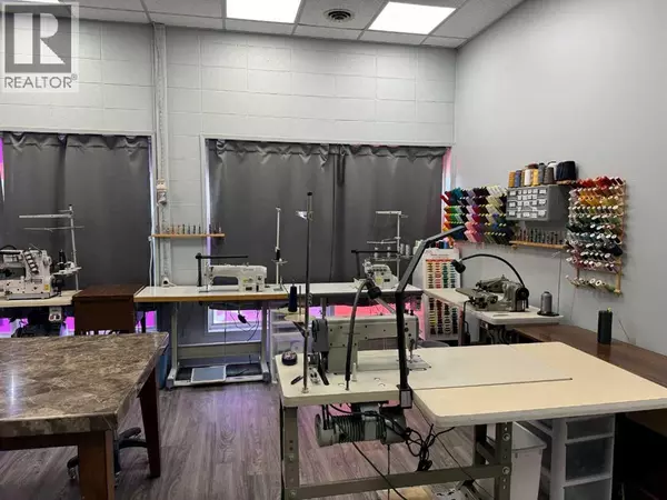 Ponoka, AB T4J1J5,4, 4902 50 Street