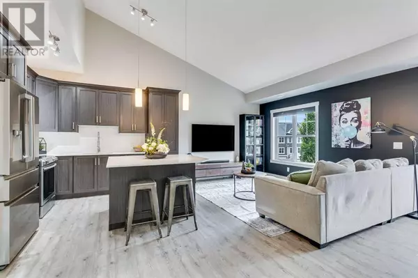 115 Cranbrook Walk SE, Calgary, AB T3M2V5