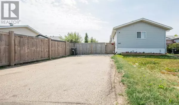 9507 111 Avenue, Clairmont, AB T0H0W3