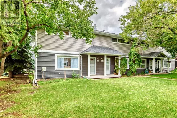 111 REGAL Park NE, Calgary, AB T2E0S6
