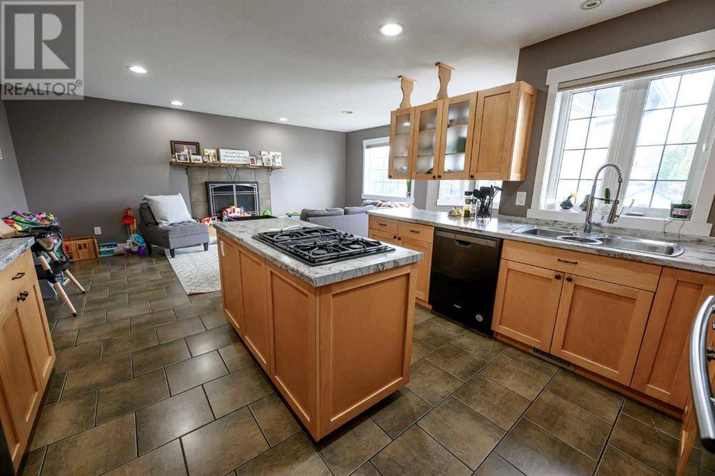 Grande Prairie, AB T8X1S4,9306 Lakeshore Court