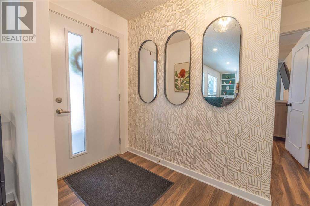 Calgary, AB T2W1H1,11835 Elbow Drive SW