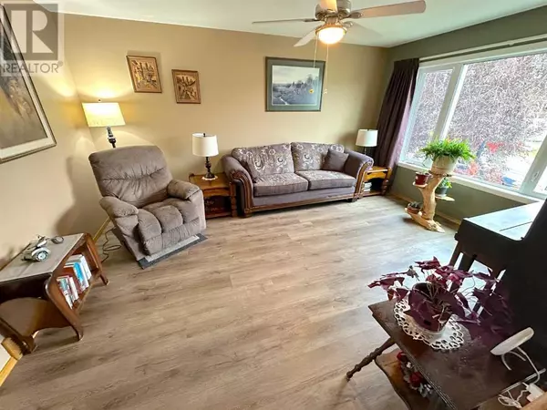 Red Deer, AB T4R2H9,86 Eversole Crescent