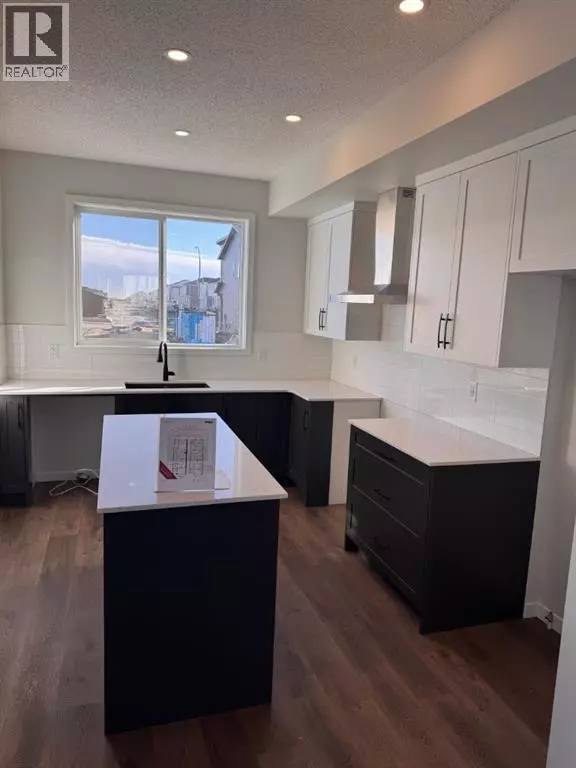 Calgary, AB T3M4A3,232 Ricardo Ranch Drive SE