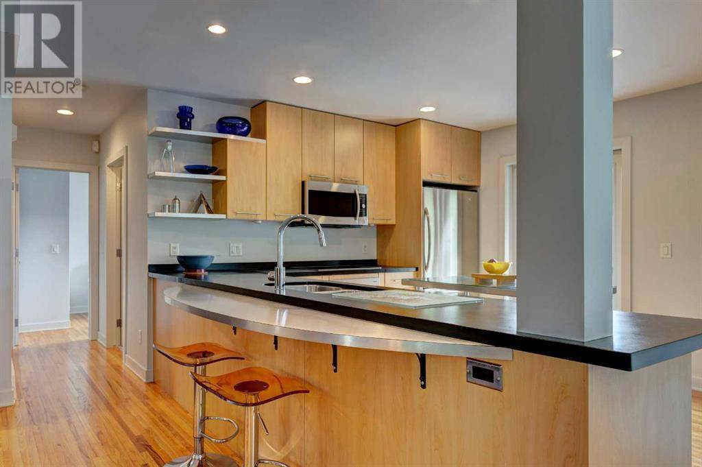 Calgary, AB T3C2B2,12 45 Street SW