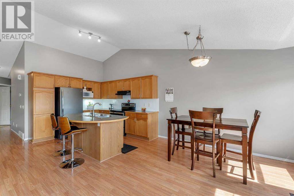 Calgary, AB T3K5W6,115 Covehaven Court NE