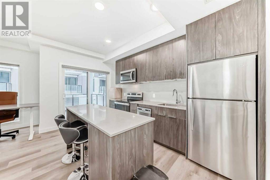 Calgary, AB T2E0B3,204, 455 1 Avenue NE