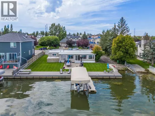 828 West Chestermere Drive, Chestermere, AB T1X1B6