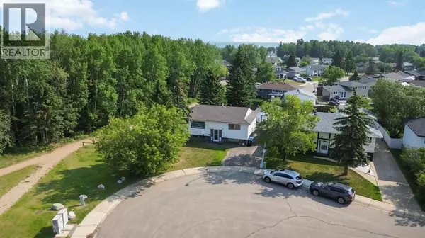 150 Hilltop Crescent, Fort Mcmurray, AB T9H3V4
