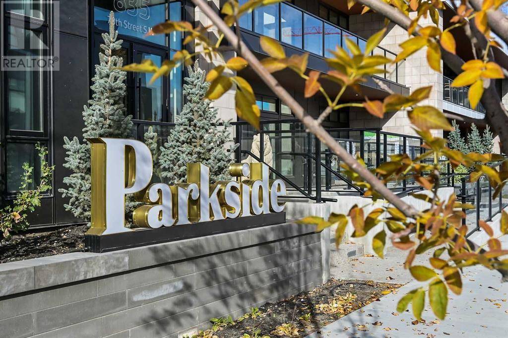 206, 835 78 Street SW, Calgary, AB T3H6H6