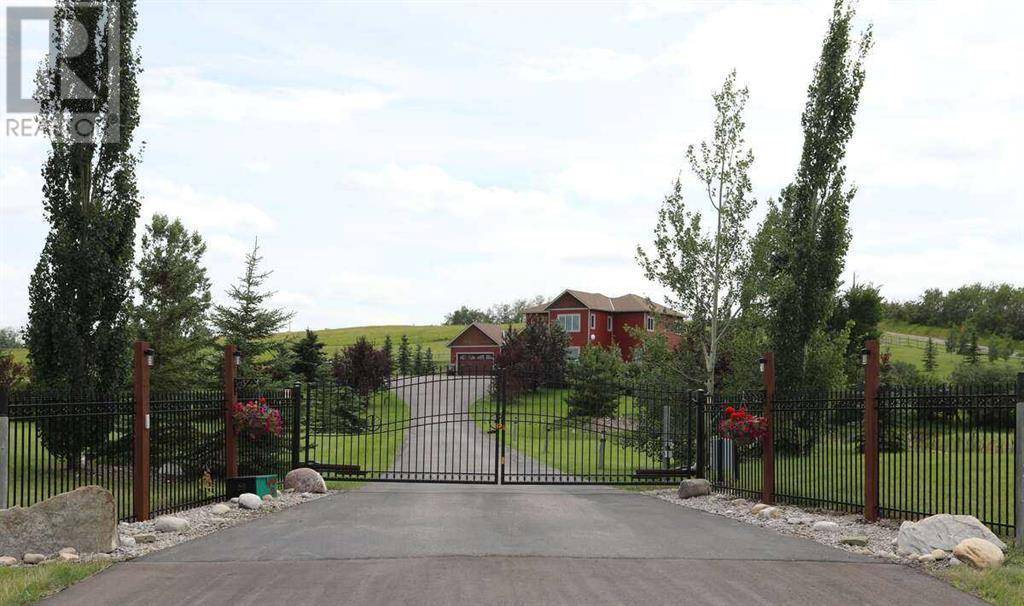 32015 292 Avenue E, Rural Foothills County, AB T1S4P7