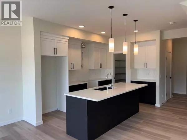 Calgary, AB T2X5Z5,43 Legacy Glen Heights SE