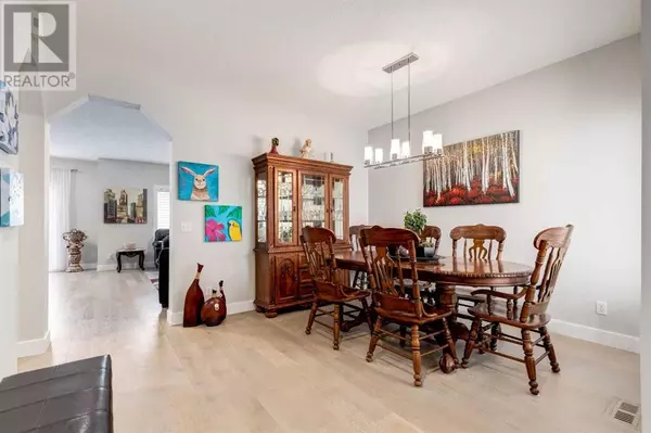 Calgary, AB T3H5R4,163 Cougarstone Court SW