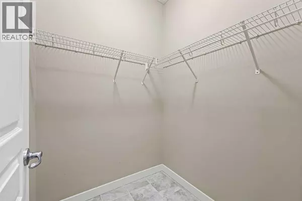 Calgary, AB T3K0W1,71 Panton Way NW