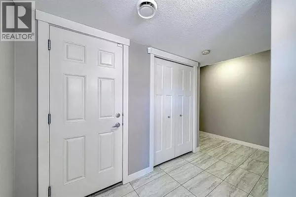 Calgary, AB T3N0R8,641 Skyview Ranch Grove NE