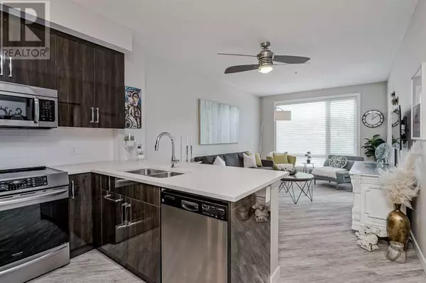 Calgary, AB T2M0N6,202, 607 17 Avenue NW