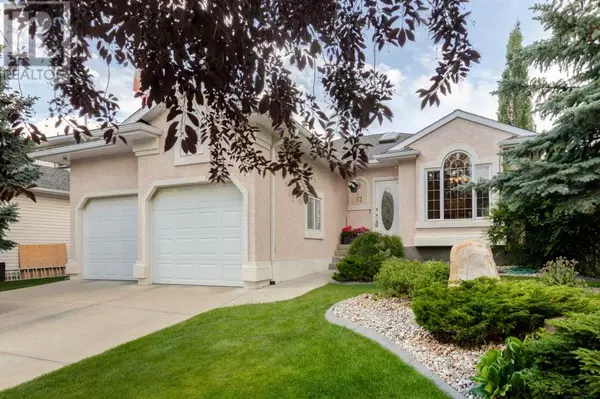 12 Bow Way, Cochrane, AB T4C1N4