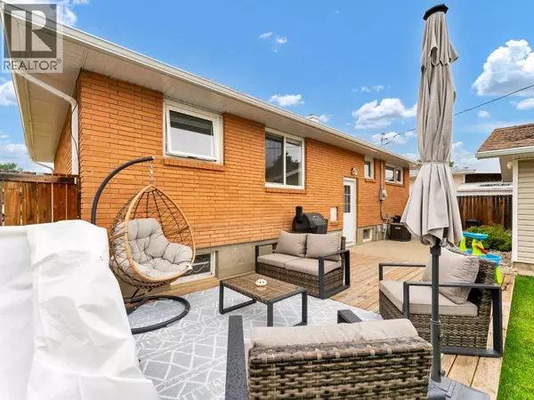 Medicine Hat, AB T1A6Z2,777 Bassett Crescent NW