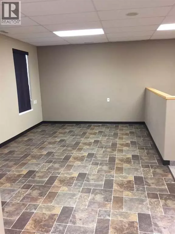 Rocky Mountain House, AB T4T1T2,Unit 2, 5204 49 Street