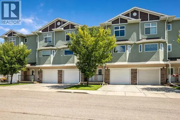 325 Strathcona Circle, Strathmore, AB T1P0B1