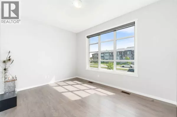 Calgary, AB T3J0V5,9117 52 Street NE