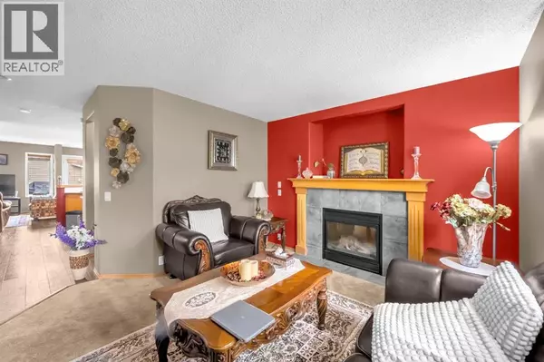 Calgary, AB T3K5G5,81 Covewood Green NE