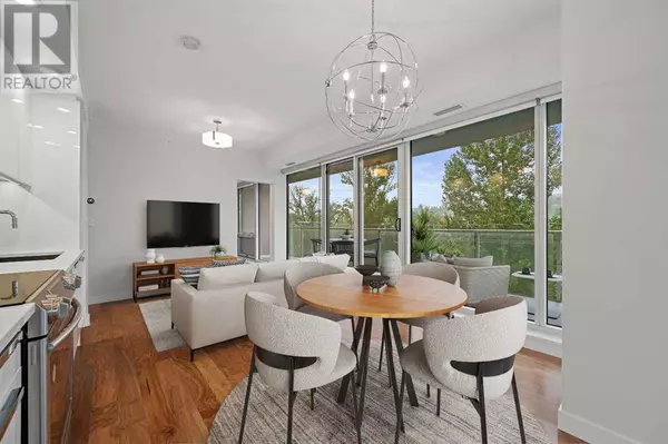 Calgary, AB T3M3S5,2402, 1234 5 Avenue NW