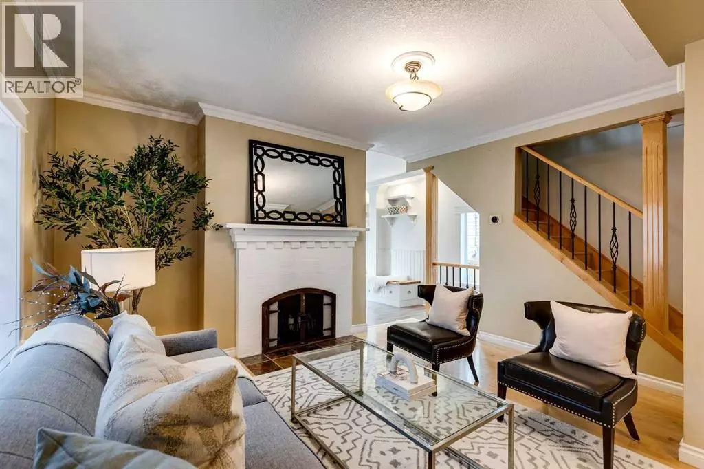 Calgary, AB T2E1N3,239 18 Avenue NE