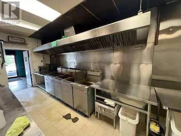 Calgary, AB T3K2M9,6, 176 Bedford Drive NE