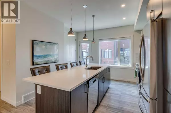 Calgary, AB T3B6J2,614 Greenbriar Common NW